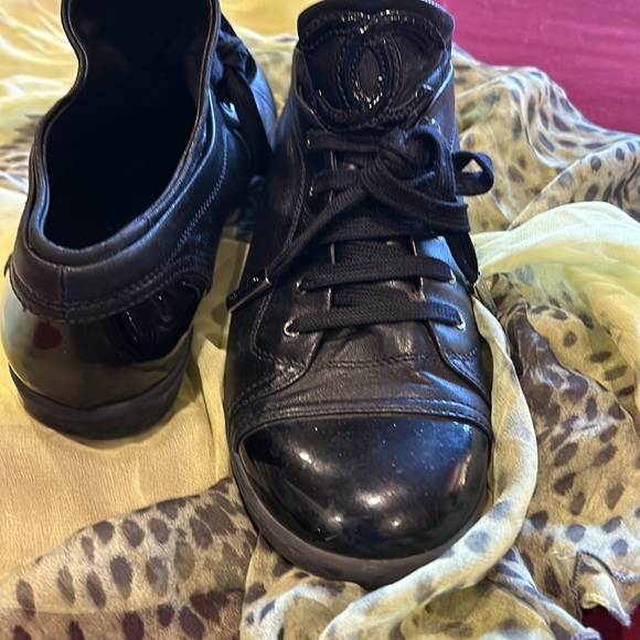 Chanel sneakers - Picture 2 of 10